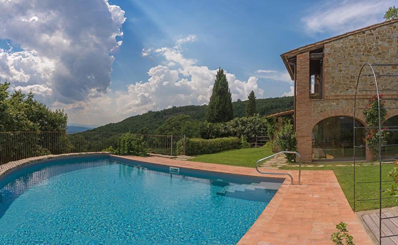 Villa Mandorlo - Pomaio Wines & Hospitality Arezzo Bagian luar foto